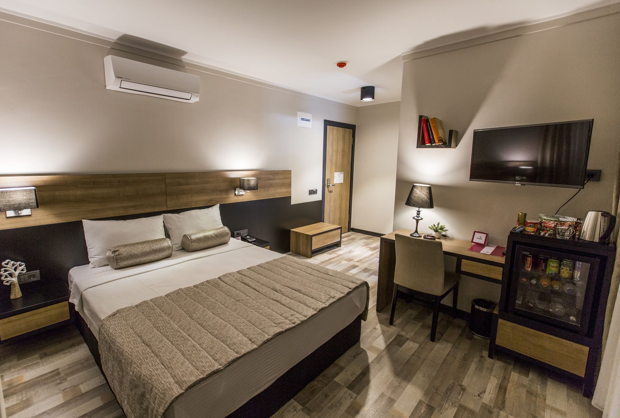Kalevera Hotel أديرني المظهر الخارجي الصورة